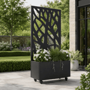 No236 Planter with Decorative Screen